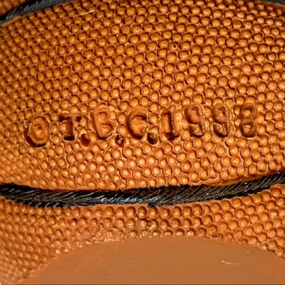 The Bearstone Collection Boyds Bears & Friends: Larry Nuthin' But Net 19… - Picture 6 of 15